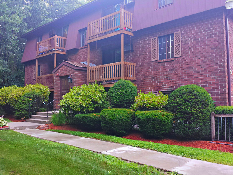 West Brook, Manchester NH Apartments for Rent